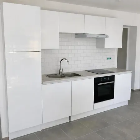 Apartmán Villa- Grands T2 Independants - Climatisation, Proche Mer, Parking Gratuit, Wifi