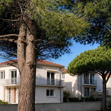 Villa- Grands T2 Independants - Climatisation, Proche Mer, Parking Gratuit, Wifi Апартаменты